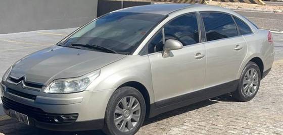 CITROËN C4 2.0 EXCLUSIVE PALLAS 16V FLEX 4P AUTOMÁTICO CITROËN C4 2.0 EXCLUSIVE PALLAS 16V FLEX 4P AUTOMÁTICO